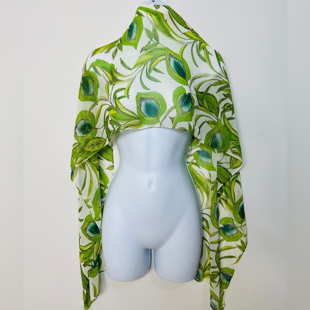 Calvin Klein Green & Blue Floral Print Rectangular Scarf